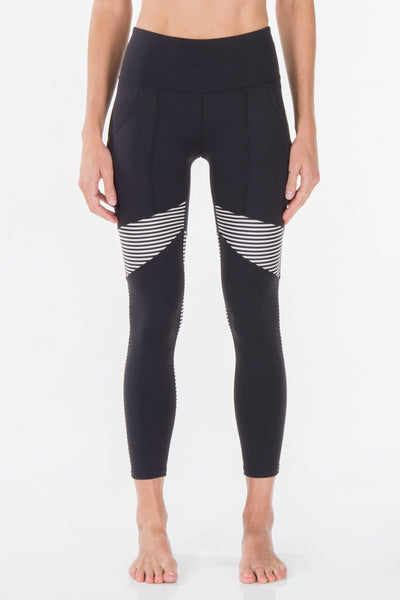 Black leggings with pockets